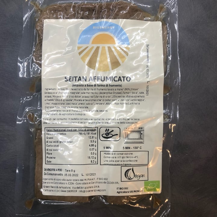 photo of bioenergy Seitan affumicato shared by @rossrebel on  15 Oct 2022 - review