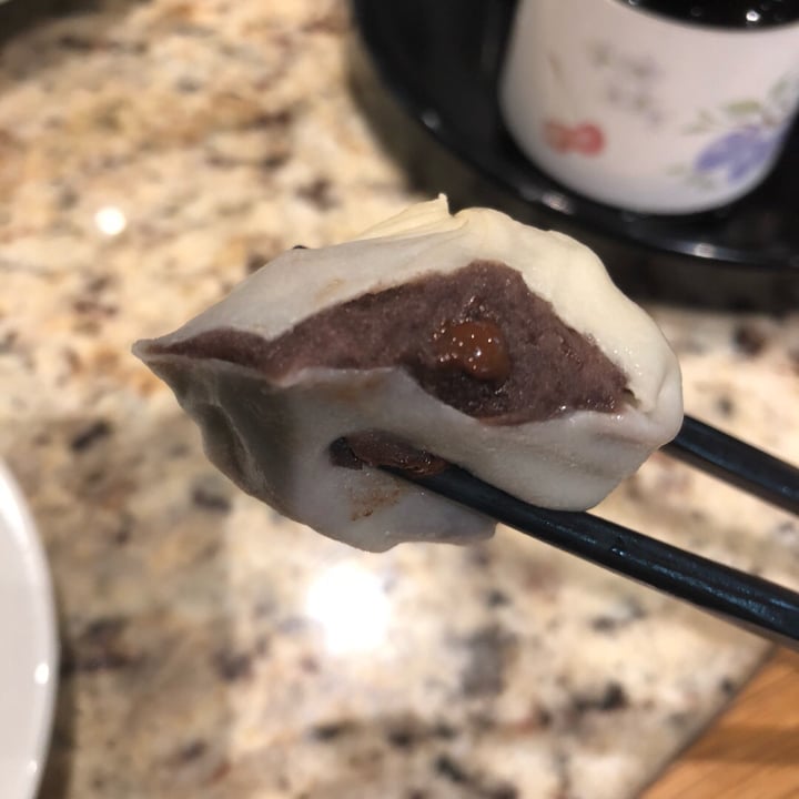 photo of Din Tai Fung Steamed Red Bean Xiao Long Bao with Chocolate Lava shared by @alyrauff on  20 Aug 2018 - review
