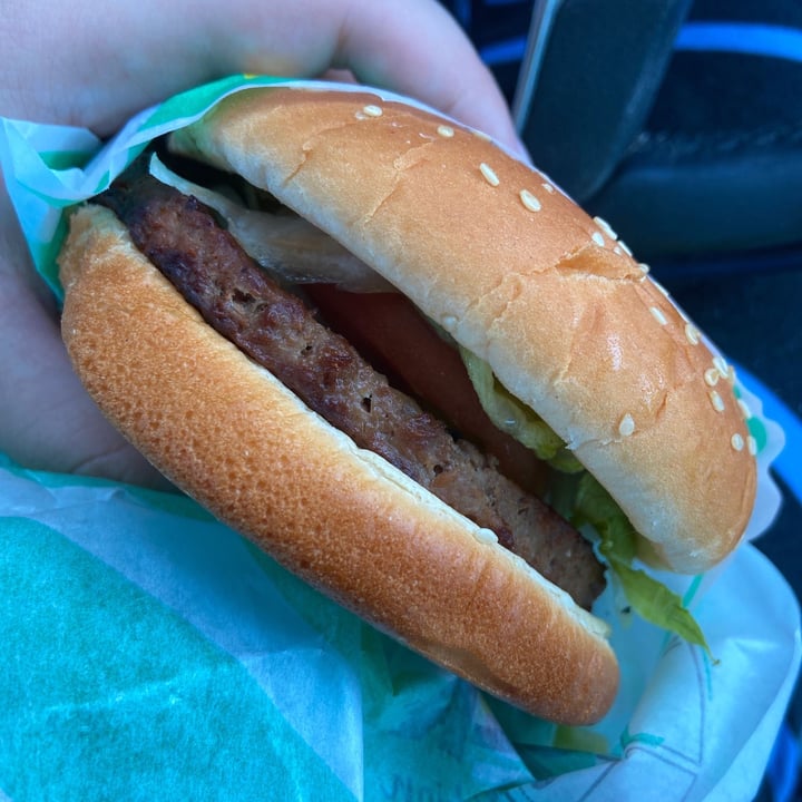review photo of Burger King Impossible Whopper shared by @jayfirebird on 11 Jun 2020 - review