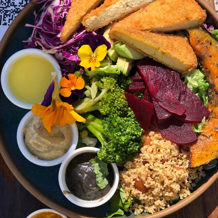 review photo of Artemisia Ensalada balanceada shared by @celelua on 13 Sep 2021 - review