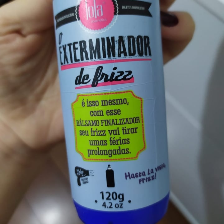 photo of Lola Cosmetics Balsamo Finalizador o exterminador de frizz shared by @brunacampana on  07 May 2022 - review