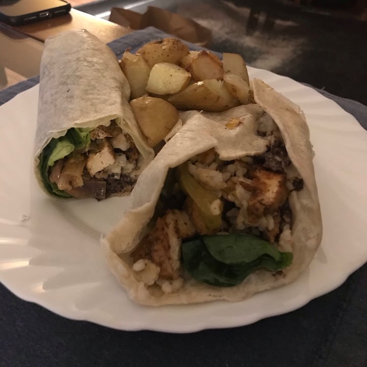 photo of Estilo Veggie Burrito shared by @sechague on  13 Sep 2020 - review