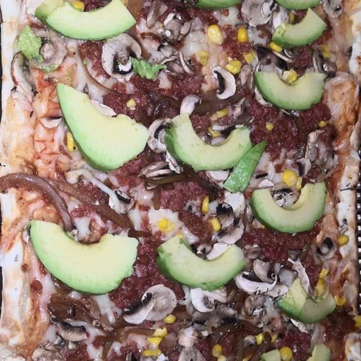 photo of Bossa Burgundy Vegan pizza shared by @earthyangie on  12 May 2020 - review