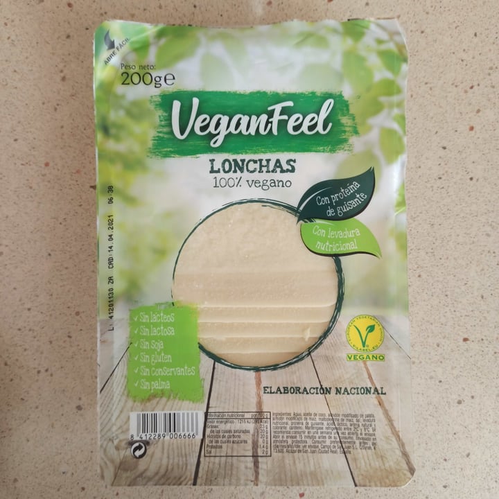 photo of Vegan Feel Lonchas 100% Veganas Queso shared by @lachicainsomne on  28 Jan 2021 - review