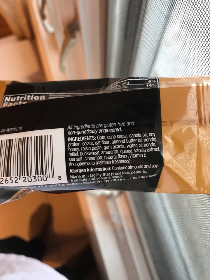 photo of KIND Breakfast Protein Almond Butter Bars shared by @omnivorousadam on  28 Nov 2018 - review