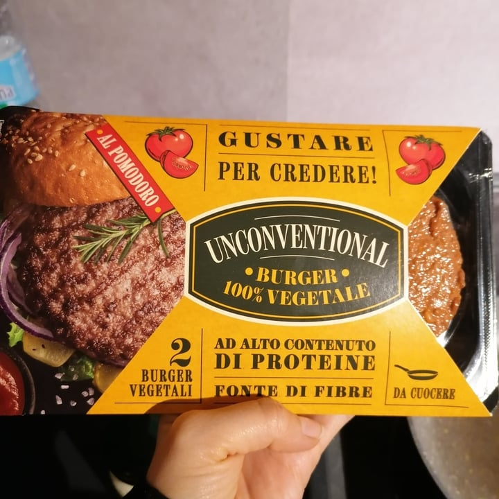 photo of Unconventional Burger Vegetale Al Pomodoro - Tomato Burger shared by @nannola on  13 Apr 2022 - review
