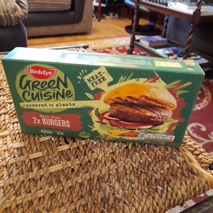 photo of Bird's Eye Green Cuisine 2x Meat free burgers shared by @venerableveganvirtue on  08 Dec 2021 - review