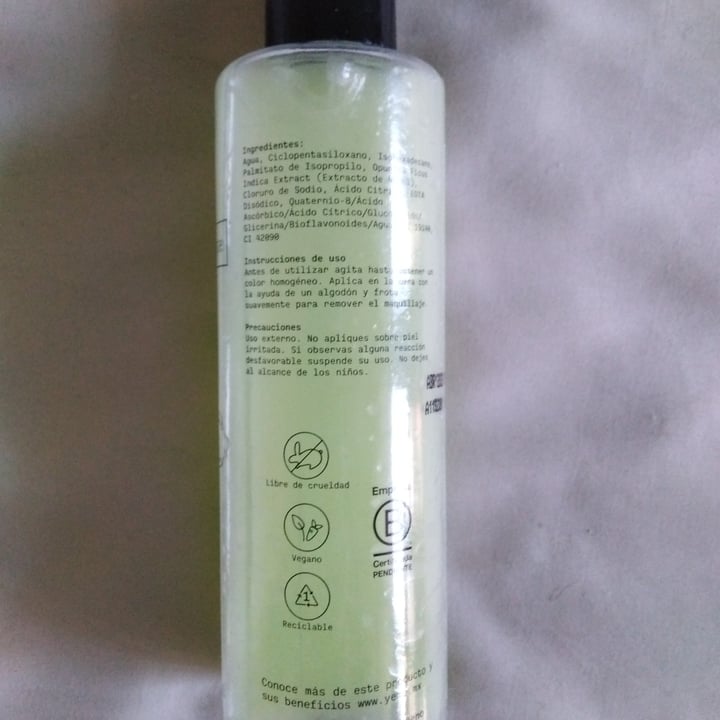 review photo of YEMA Desmaquillante bifásico, con nopal shared by @esmeraldasibaj on 23 Nov 2021 - review