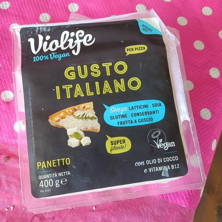 photo of Violife Bio per pizza shared by @alessandro19restante on  18 Apr 2022 - review