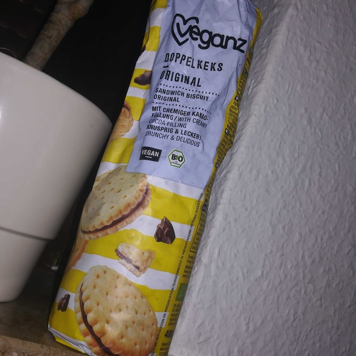 photo of Veganz Doppelkeks Original (Biscuit Sandwiches) shared by @viktoria139 on  09 Aug 2020 - review