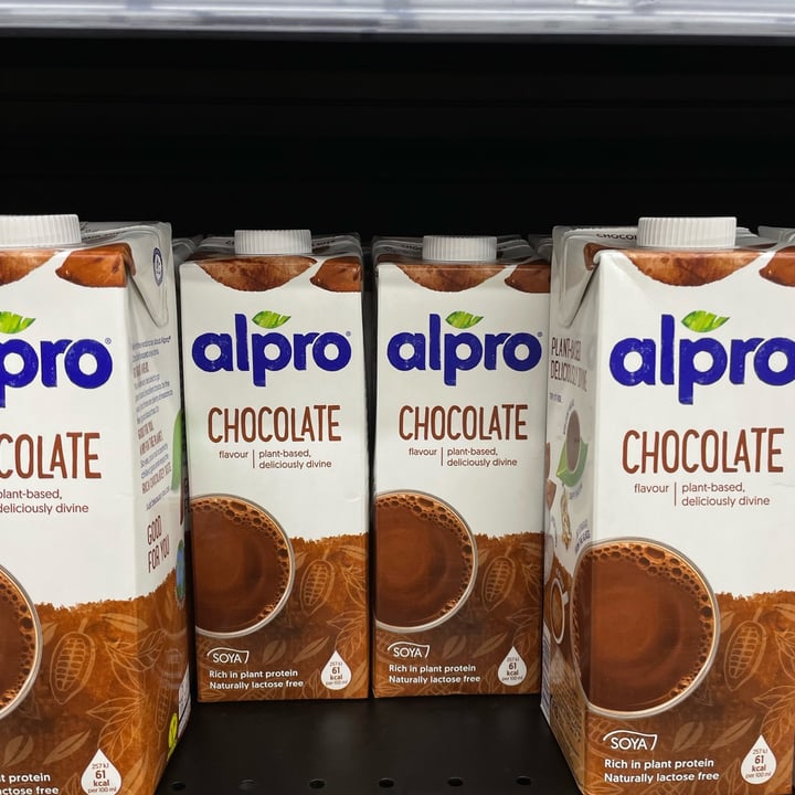 review photo of Alpro Chocolate Flavored Soya Milk shared by @iraghad on 28 May 2022 - review