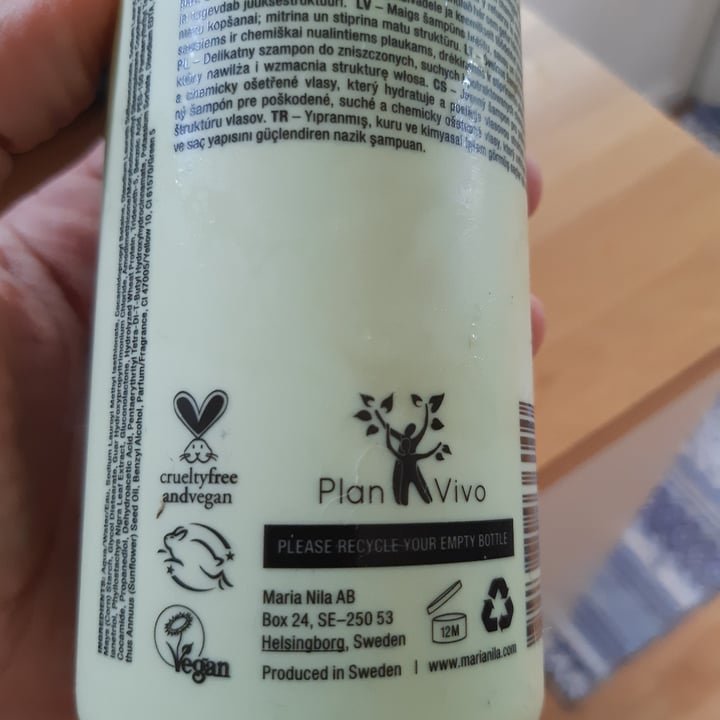 photo of Maria Nila Structure Repair Shampoo shared by @carolicagigas on  27 Jul 2020 - review