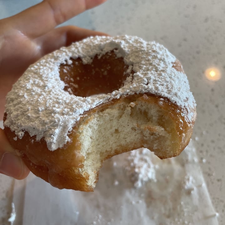 review photo of Doe Donuts French toast donuts shared by @visanqui on 25 Sep 2021 - review