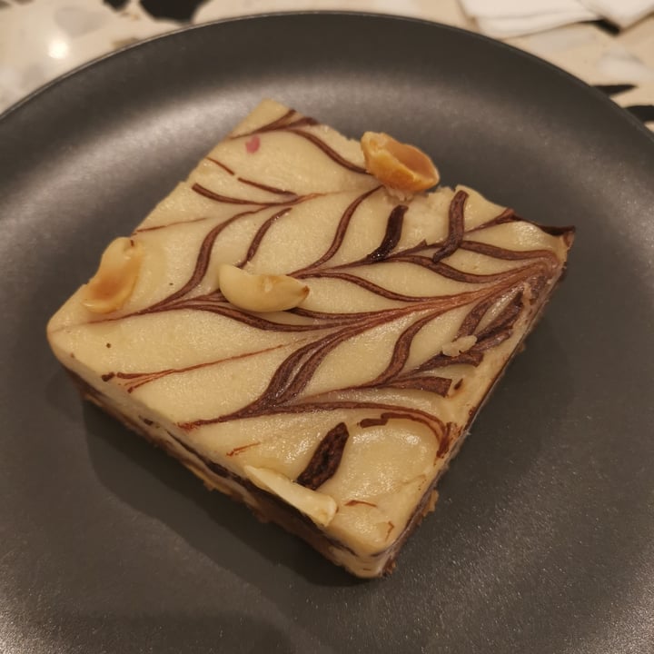 photo of Kind Kones Paragon No Bake Peanut Butter Slice shared by @angelajelita on  02 Feb 2022 - review