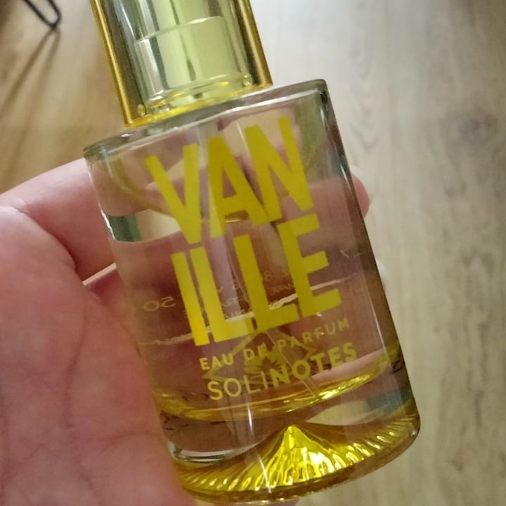 photo of solinotes profumo vanille shared by @cyckel on  27 Sep 2022 - review