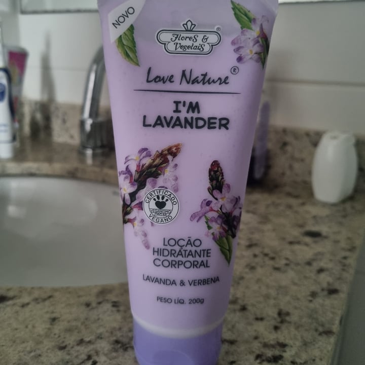 photo of Flores & Vegetais Loçao Hidratante Lavanda & Verbena shared by @ligiarabay on  05 May 2022 - review