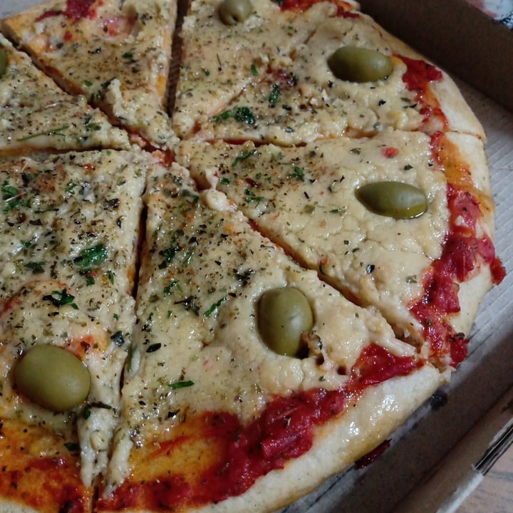 photo of Rincon Verde Pizza Muzzarella shared by @greenlover on  18 Jan 2022 - review