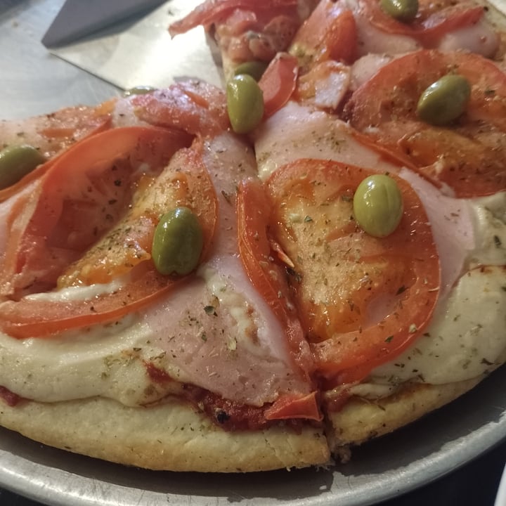 review photo of Flipper palermo Pizza Napolitana Con Jamon shared by @karenyan on 26 Aug 2022 - review