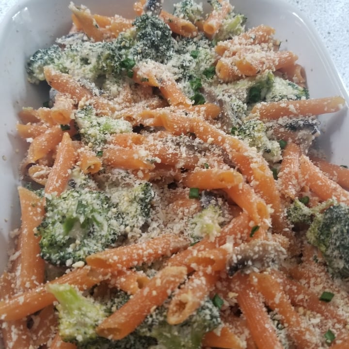 photo of Explore Cuisine Red Lentil Penne shared by @veganonvanisle on  04 May 2020 - review