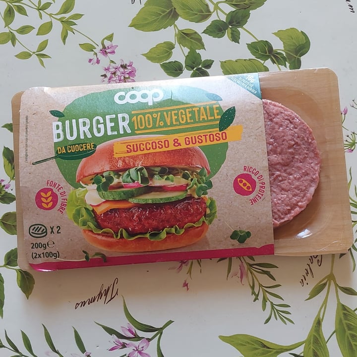 review photo of Coop Burger 100% vegetali Sucoso & Gustoso shared by @laurac62 on 01 Aug 2022 - review