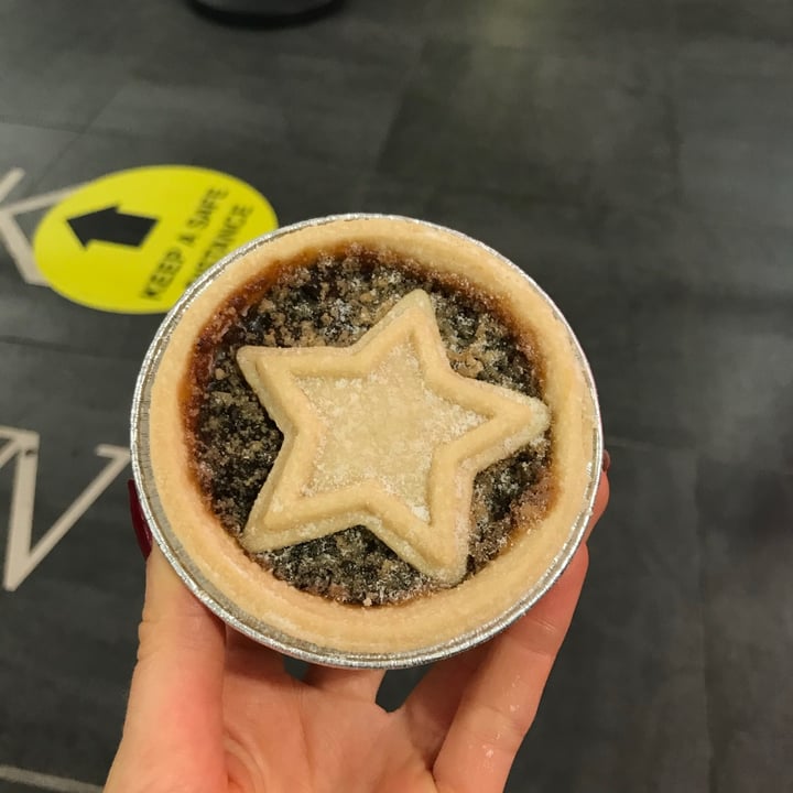 review photo of Costa Coffee Mince tart shared by @eatplantswithkindnes on 27 Apr 2021 - review