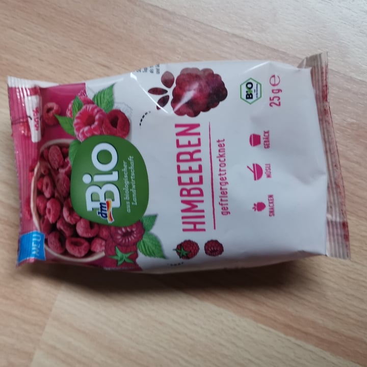 photo of dmBio Himbeeren gefriergetrocknet shared by @veganultrarunner68 on  18 Feb 2022 - review