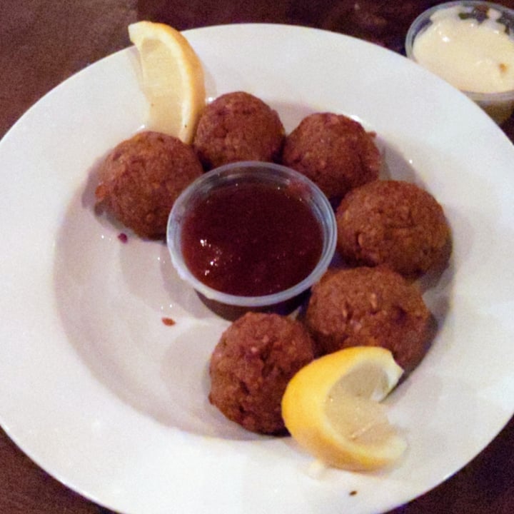 photo of Barrio Brujo Falafel shared by @cardolina on  30 Jul 2022 - review