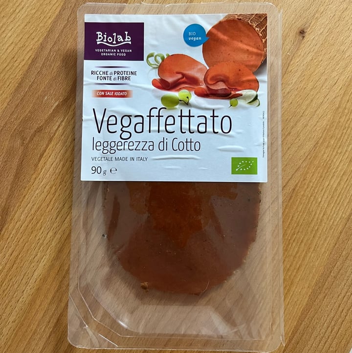 photo of Biolab Affettato vegano leggerezza di cotto shared by @mericarmayoga on  02 Sep 2022 - review