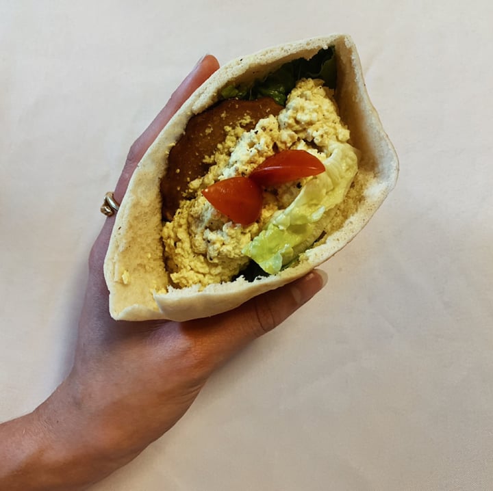 review photo of Well Dressed Salad Bar Truffle Ham & Tofu Scramble Pita Pockets shared by @judihe on 12 Apr 2019 - review