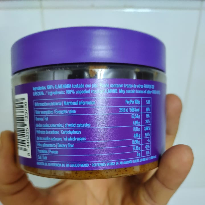 review photo of Nut & me Crema De Almendra Sin Pelar shared by @alengendro on 25 Mar 2022 - review