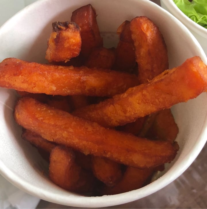 photo of nomVnom Bistro Sweet potato fries shared by @meltingpotatoes on  22 Sep 2020 - review