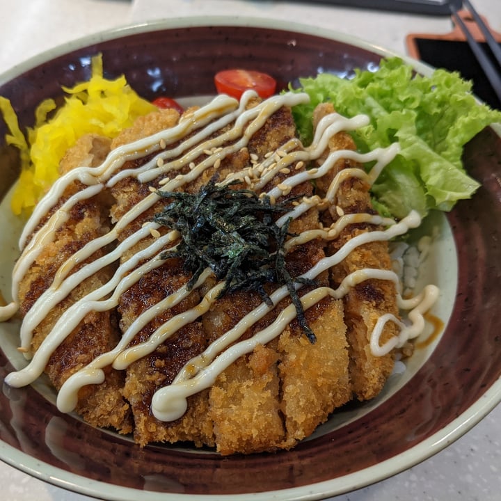 photo of Saute Sushi Handmade teriyaki Katsu Don shared by @shawneofthedead on  24 Oct 2021 - review