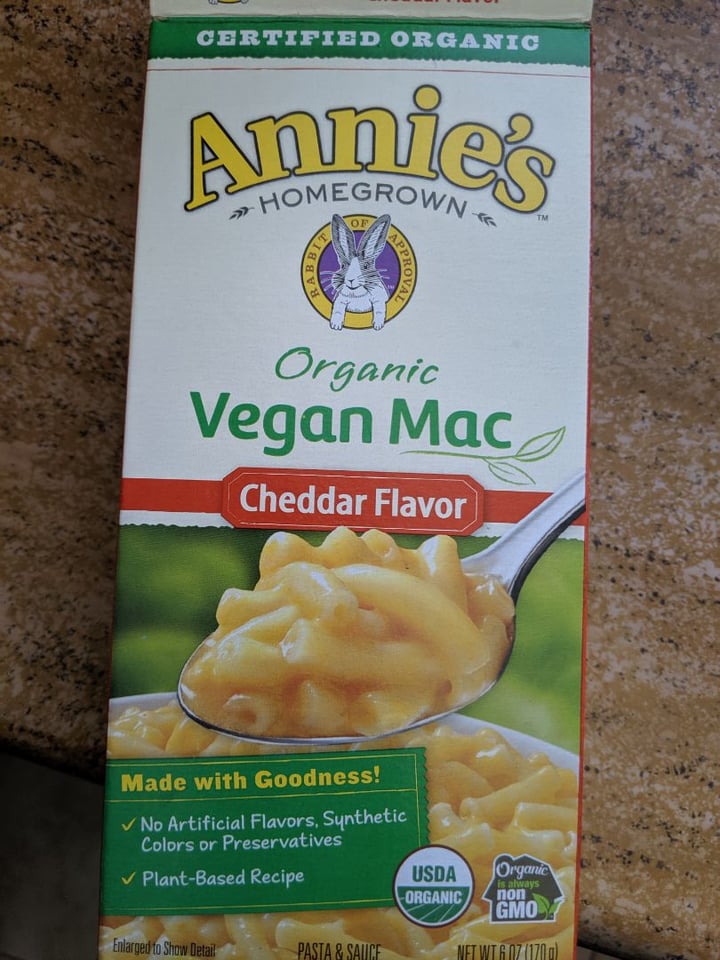 review photo of Annie’s Organic Vegan Mac Cheddar Flavor shared by @poweredwithplants on 22 Aug 2019 - review