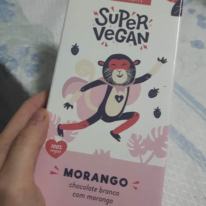 photo of Super Vegan Barra de chocolate - Morango shared by @solrebeca on  28 Oct 2021 - review