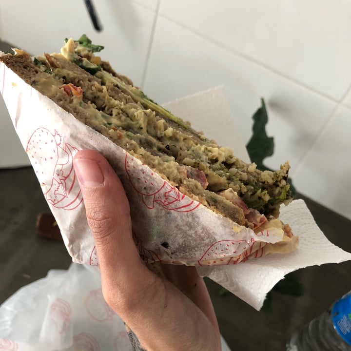 review photo of Hans Cocina Natural Club house veggie shared by @minakovsky on 30 Dec 2020 - review