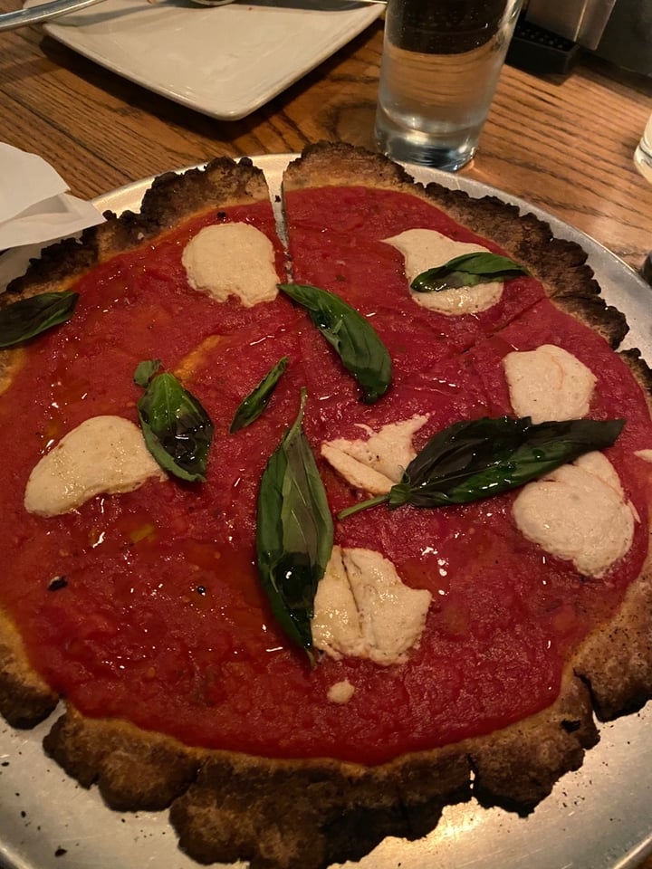 photo of Double Zero Margherita pizza shared by @thatveganchick on  15 Dec 2019 - review
