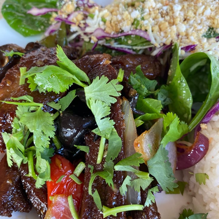 review photo of The Sun Vegan Garlic Strips shared by @misschrnc on 27 Oct 2022 - review