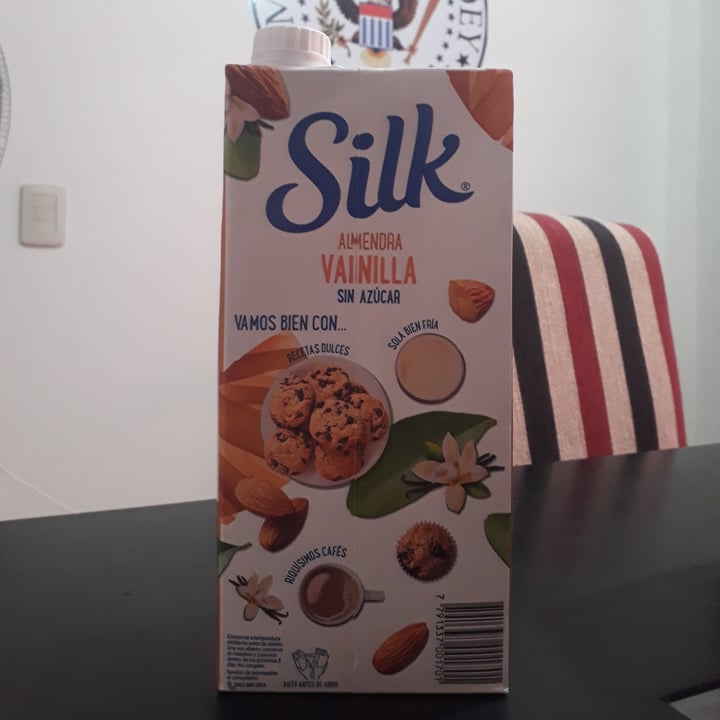review photo of Silk Leche de Almendra sabor Vainilla Sin Azúcar shared by @sritawolf93 on 25 Nov 2020 - review