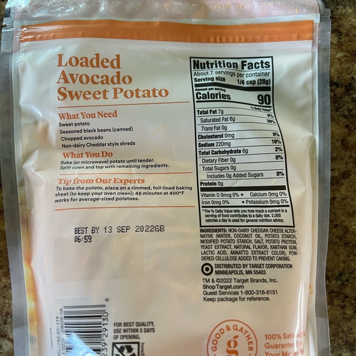 photo of Good & Gather Non-Dairy Cheddar Style Shreds shared by @vlhrubcd522p on  10 Jun 2022 - review