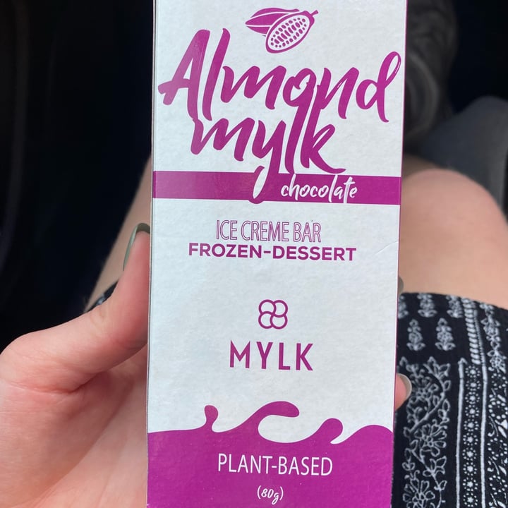 photo of Mylk creme bars Chocolate Mylk shared by @kerry-annewiid on  01 Sep 2022 - review