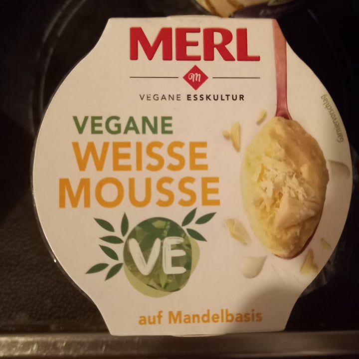 photo of merl white chocolate mousse shared by @soracat on  18 Dec 2022 - review