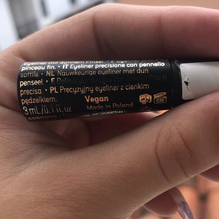 photo of Catrice Cosmetics Eye liner With Coconut Water shared by @mxriw on  07 May 2021 - review