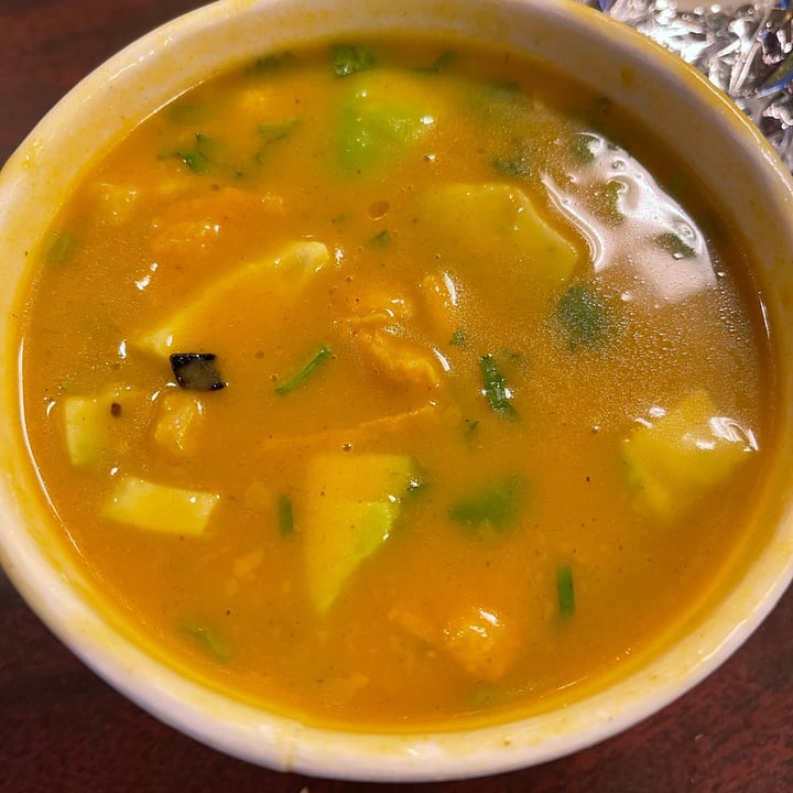 photo of El Cantaro Tortilla Soup shared by @veganpetite on  14 Feb 2022 - review