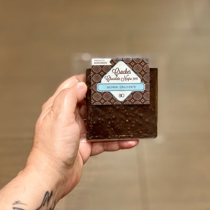 photo of Chocolates Isabel Chocolatina de chocolate negro con quinoa shared by @belendharmakat on  22 Mar 2021 - review