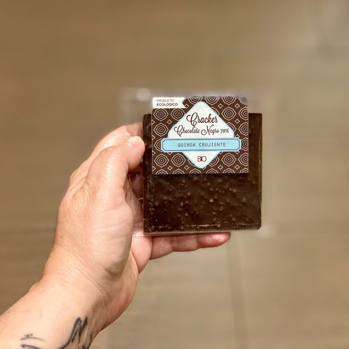 review photo of Chocolates Isabel Chocolatina de chocolate negro con quinoa shared by @belendharmakat on 22 Mar 2021 - review