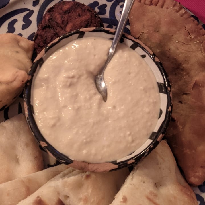 photo of Orient Experience Hummus shared by @bratkart0ffel on  11 Jul 2022 - review