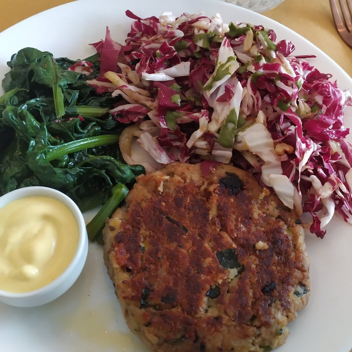 review photo of gastronomia vegetariana vegana - dispensa cucina e mercato Piatto Proteico Vegano shared by @lallicap on 05 May 2022 - review