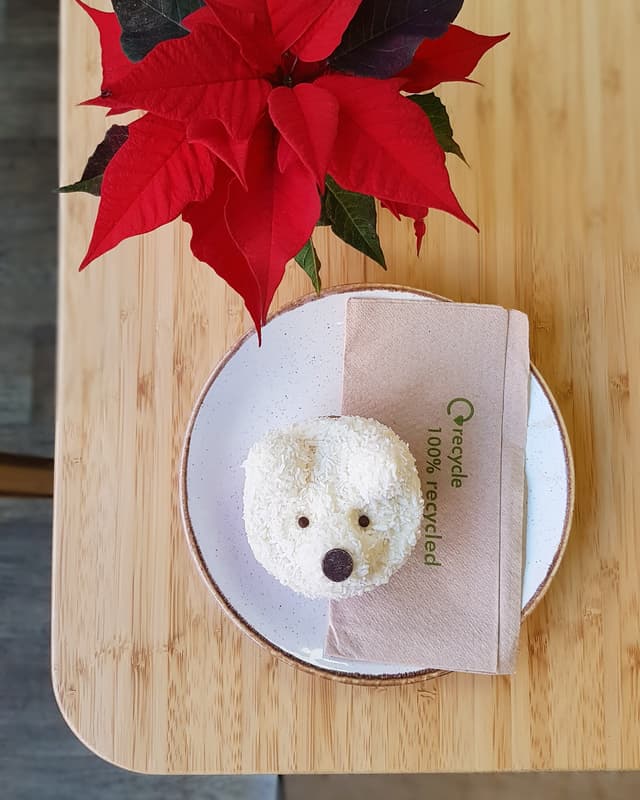 Photo of the dish “"Nutella" polar bear cupcake”