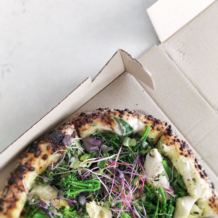 photo of Red Sparrow Pizza Verde Pizza shared by @melbournevegan on  05 Apr 2020 - review