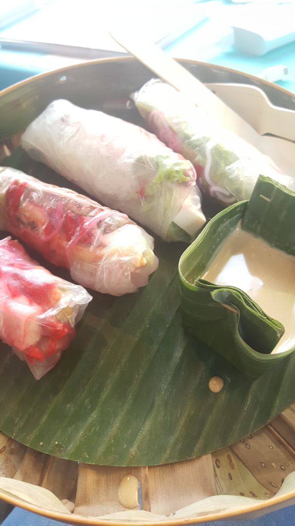 photo of Earth Cafe & Market Ubud Veggie Spring Roll shared by @bigfatnyancat on  06 Oct 2018 - review
